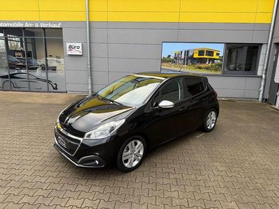 Gebraucht Peugeot 208 Signature Sky 110 PS (80 kW) 2018 Schwarz Kleinwagen