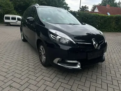Gebraucht Renault Scénic III Initiale Paris 110 PS (80 kW) 2013 Sternenschwarz Van / Kleinbus