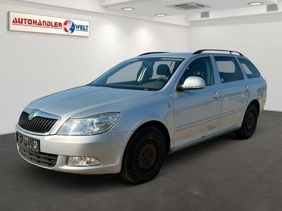 Gebraucht Skoda Octavia Ambition 122 PS (89 kW) 2012 Silber Kombi
