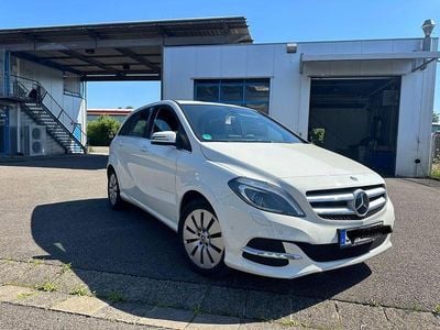 Usata Mercedes B Electric Drive 64 kW (88 CV) 2017 Bianco Monovolume