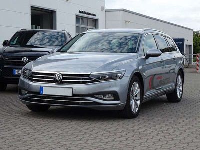Gebraucht VW Passat Business 150 PS (110 kW) 2024 Pyritsilber metallic Kombi