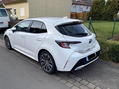 Gebraucht Toyota Corolla Club 152 PS (111 kW) 2019 Weiß Limousine