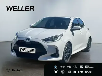 Brugt Toyota Yaris Hybrid Team 116 HK (85 kW) 2023 Hvid Hatchback