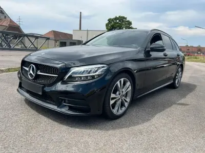 Gebraucht Mercedes C220 AMG line 194 PS (142 kW) 2019 Schwarz Limousine