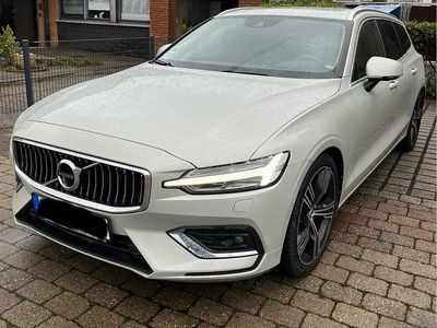 Second-hand Volvo V60 Inscription 150 CP (110 kW) 2019 Andere farben Break