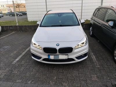 Usata BMW 218 Sport Line 150 CV (110 kW) 2016 Bianco Station wagon