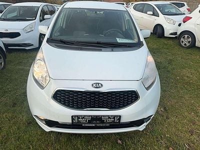 Weiß Gebraucht 2018 Kia Venga Active Kleinwagen | 2.000 €