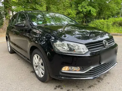Gebraucht VW Polo Trendline 75 PS (55 kW) 2016 Schwarz Kleinwagen