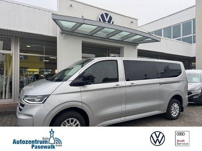 Gebraucht VW Caravelle Life 150 PS (110 kW) 2026 Grau Van / Kleinbus