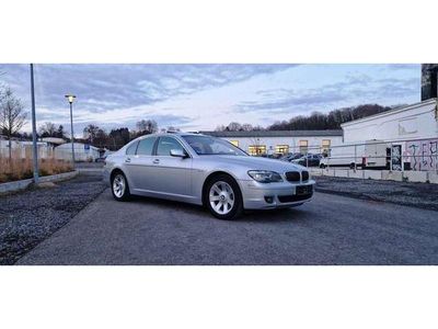 Gebraucht BMW 730 231 PS (169 kW) 2006 Titansilber metallic (metallic) Limousine