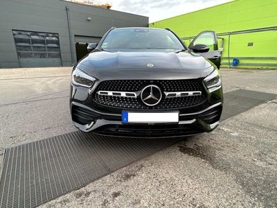 gebraucht Mercedes GLA250 e DCT AMG/PANO/fast Voll