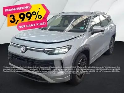 Gebraucht VW Tayron Life 150 PS (110 kW) 2025 Oyster silver metallic SUV