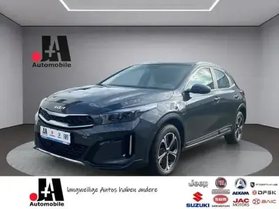 Usado Kia XCeed 105 CV (77 kW) 2022 Gris SUV
