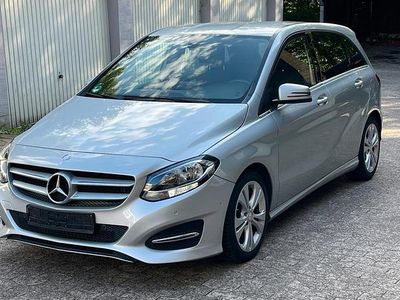 Mercedes B180
