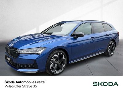 Neu Skoda Superb SportLine 193 PS (141 kW) 2026 Blau Kombi