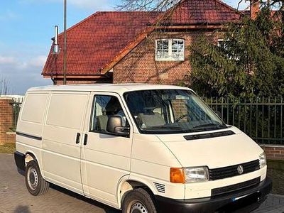 Gebraucht VW T4 102 PS (75 kW) 2002 Weiß Van