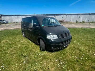 Gebraucht VW Multivan 130 PS (95 kW) 2005 Schwarz Van / Kleinbus