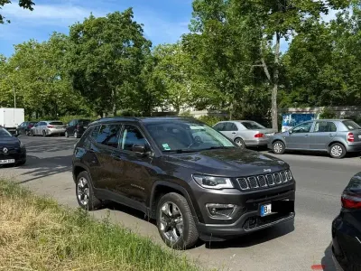 Gebraucht Jeep Compass Limited 170 PS (125 kW) 2020 Grau SUV