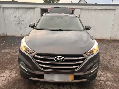 Gebraucht Hyundai Tucson Intro Edition 132 PS (97 kW) 2015 Grün SUV