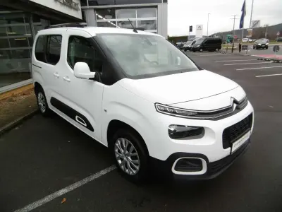 Gebraucht Citroën Berlingo Shine 131 PS (96 kW) 2020 Polarweiß Van / Kleinbus