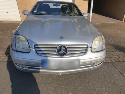 Gebraucht Mercedes SLK230 194 PS (142 kW) 1997 Silber Cabrio