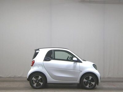 Gebraucht Smart ForTwo Electric Drive Passion 60 kW (82 PS) 2022 Weiss Kleinwagen