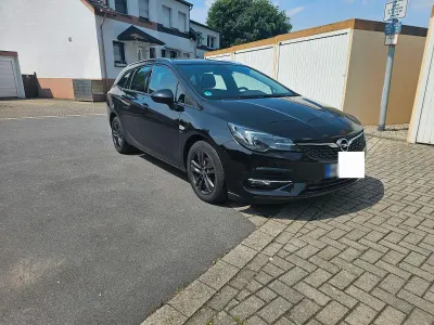 Używany Opel Astra 122 KM (89 kW) 2020 Czarny Kombi