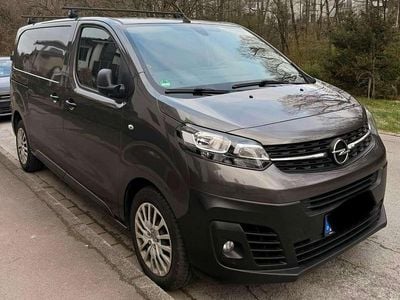 Second-hand Opel Vivaro Innovation 122 CP (89 kW) 2020 Gri Monovolum