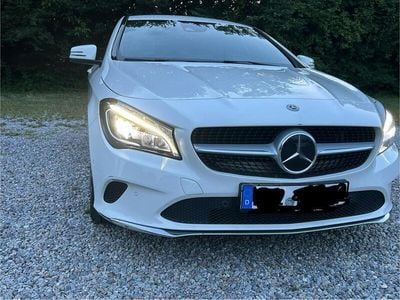 Mercedes CLA220