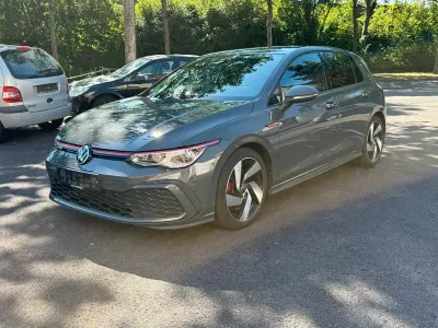 Gebraucht VW Golf VIII GTI 245 PS (180 kW) 2021 Grau Limousine