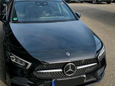 Gebraucht Mercedes A250 AMG line 224 PS (164 kW) 2019 Schwarz Limousine
