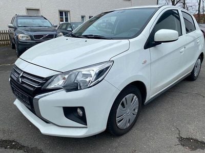 Gebraucht Mitsubishi Space Star Basis 71 PS (52 kW) 2020 Weiß Kleinwagen