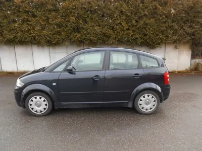 Occasion Audi A2 75 ch (55 kW) 2002 Bleue Citadine