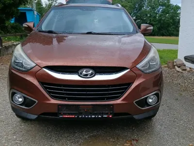 Gebraucht Hyundai ix35 117 PS (86 kW) 2013 Orange SUV