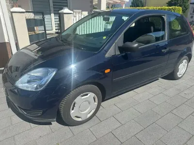 Gebraucht Ford Fiesta Ambiente 60 PS (44 kW) 2005 Kleinwagen
