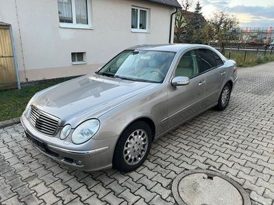 gebraucht Mercedes E350 E350 *4 Matic* *Xenon*