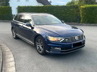 Gebraucht VW Passat R-line 150 PS (110 kW) 2019 Blau Kombi