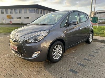 Grau Gebraucht 2017 Hyundai ix20 Kleinwagen | 7.799 € (Fairer Preis)