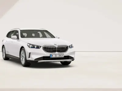 Gebraucht BMW i5 Sport Line 250 kW (340 PS) 2026 Weiß Kombi
