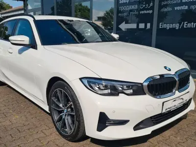 Gebraucht BMW 320 Sport Line 184 PS (135 kW) 2022 Weiß Kombi