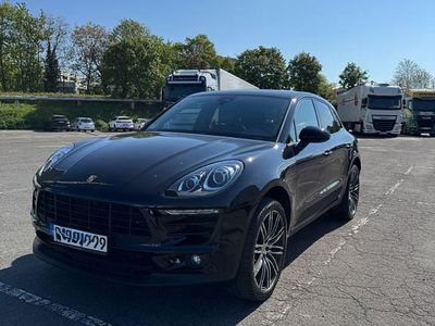 Second-hand Porsche Macan 252 CP (185 kW) 2018 Negru SUV