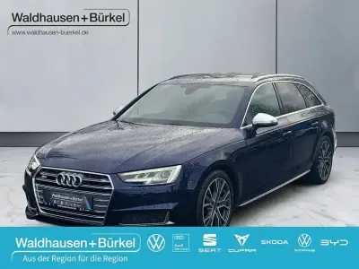 Używany Audi S4 Sport 354 KM (260 kW) 2017 Niebieski Kombi