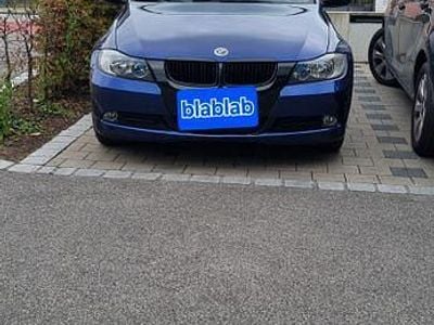 Blau Gebraucht 2006 BMW 318 Limousine | 2.850 € (Guter Preis)