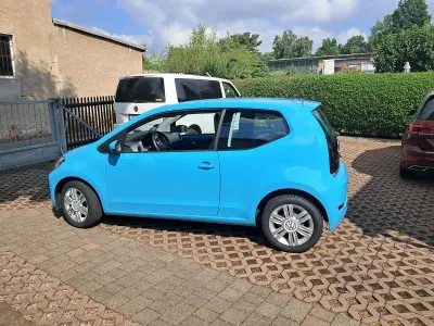 Gebraucht VW up! 90 PS (66 kW) 2017 Blau Kleinwagen