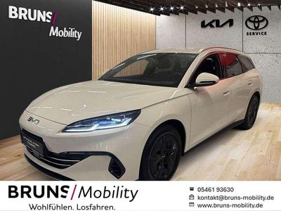 Neu BYD Seal Boost 184 PS (135 kW) 2026 Sandstone Kombi