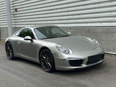 Porsche 911 Carrera