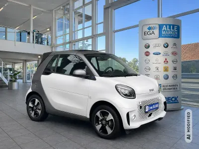 Gebraucht Smart ForTwo Electric Drive Exclusive 60 kW (82 PS) 2024 Weiß metallic