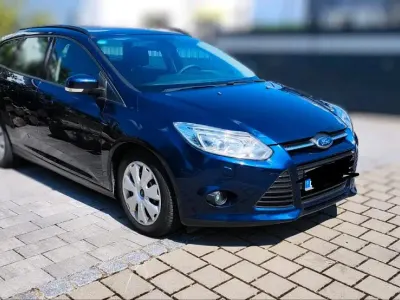 Używany Ford Focus 115 KM (84 kW) 2013 Niebieski Kombi