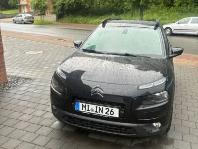 Gebraucht Citroën C4 Cactus Feel 99 PS (72 kW) 2014 Schwarz Kleinwagen
