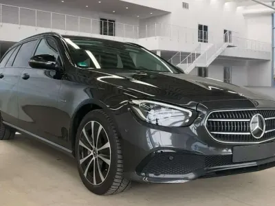 Gebraucht Mercedes E300 Night 320 PS (235 kW) 2021 Graphitgrau (metallic) Kombi